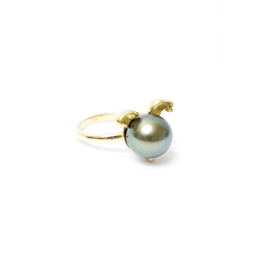 WILD DOG CULTURED PEARL